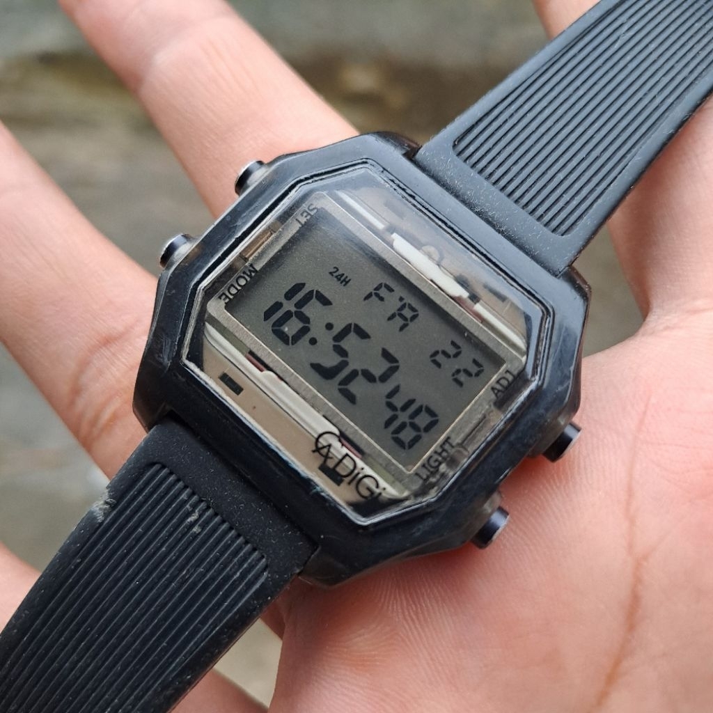 Jam AC digital original