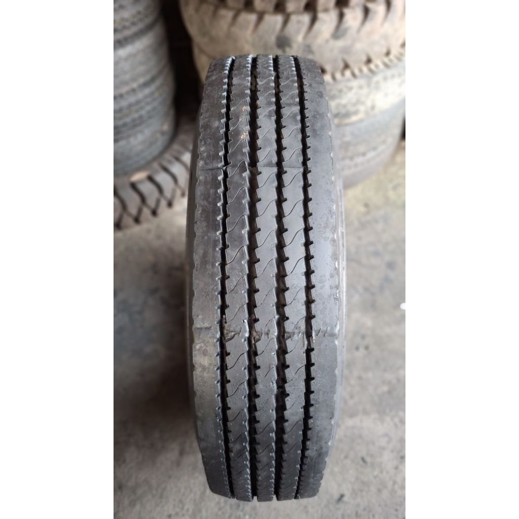 BAN TRUK KAWAT UK 750/16 VULKANISIR DINGIN CAMBER