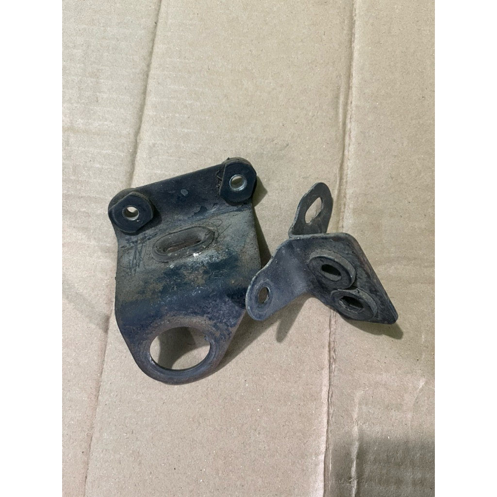 PANGKON KUNCI KONTAK CB100 ORIGINAL COPOTAN