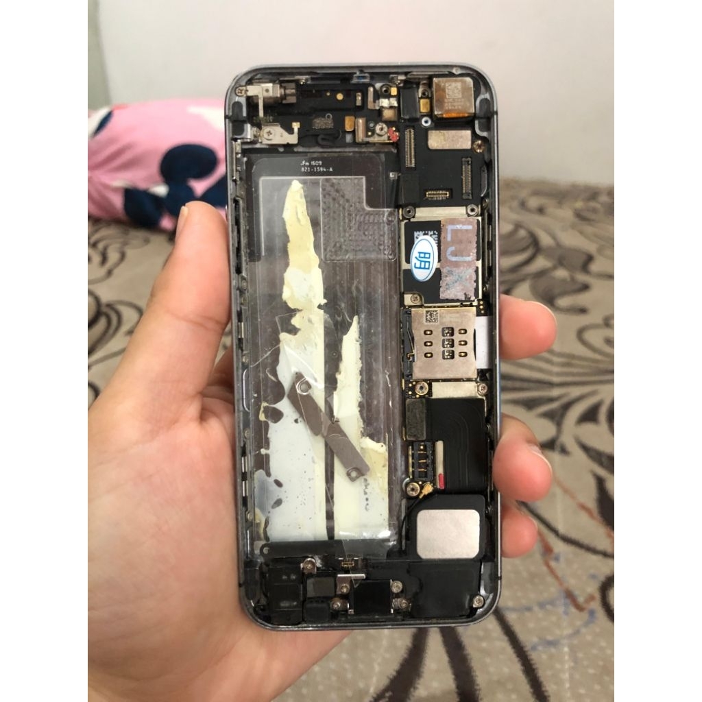 Mesin iphone 5s 16gb/32gb/64gb  Normal Tes Tanpa Lcd & Baterai (WAJIB BACA DESKRIPSI)