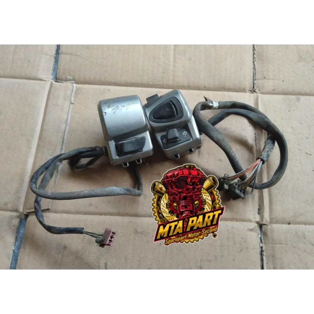 Holder saklar kanan kiri K16 Honda Scoopy fi 2013-2016 original copotan