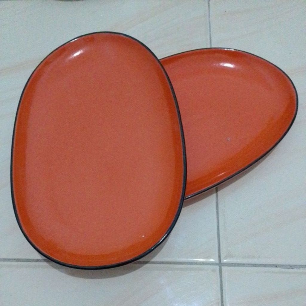 2 Pcs Piring oval kecil keramik RIJEK.