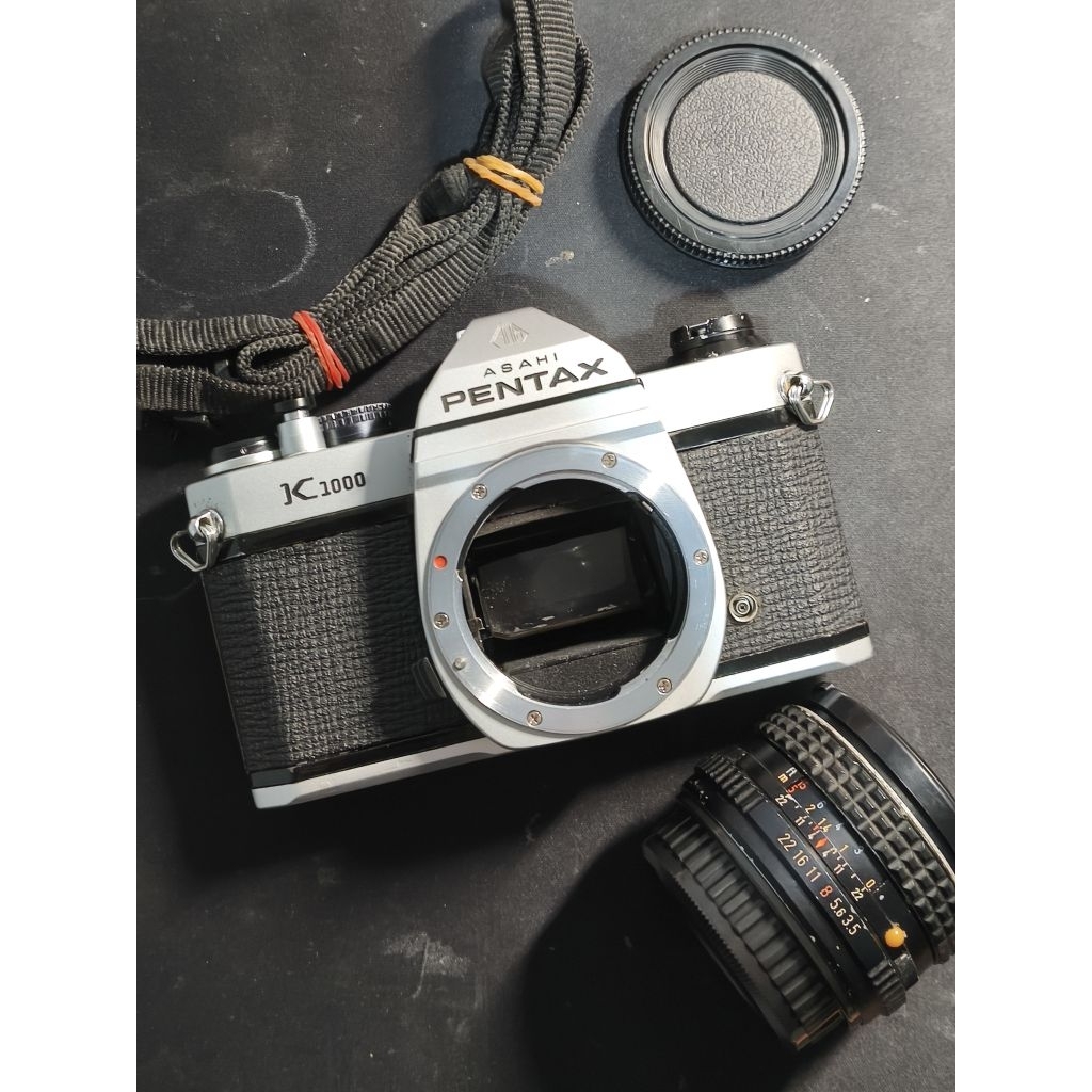 Kamera Analog SLR Film Asahi Pentax K1000 (Well Used) + Lensa SMC Seri K 35 f3.5 (Rare)