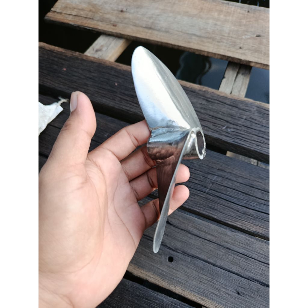 Baling-baling kipas roda perahu.putaran cepat ketinting 5 hp s.d 6 hp daun lancip  as 3/4.7/8.1 inci