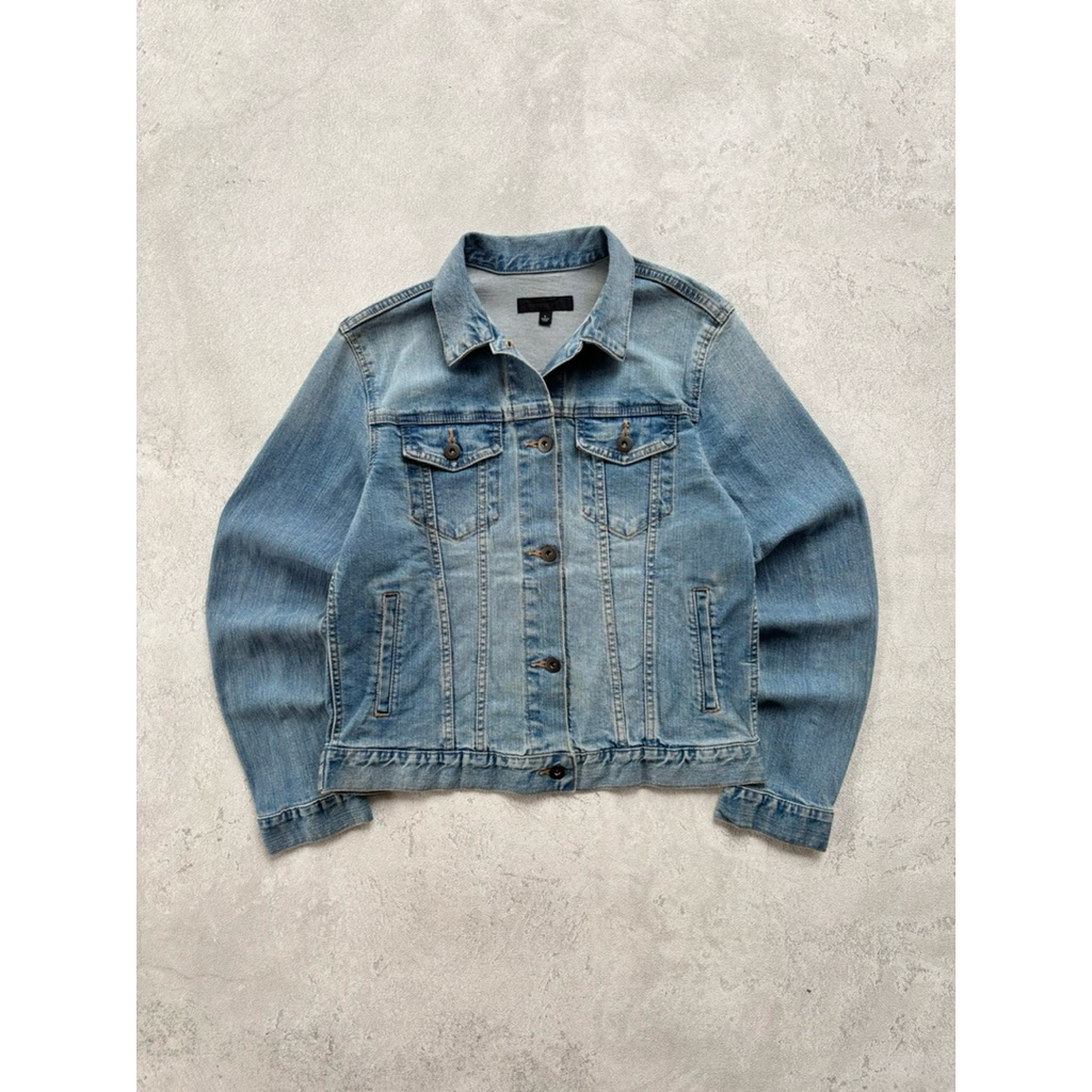 Uniqlo trucker denim type III blue jeans