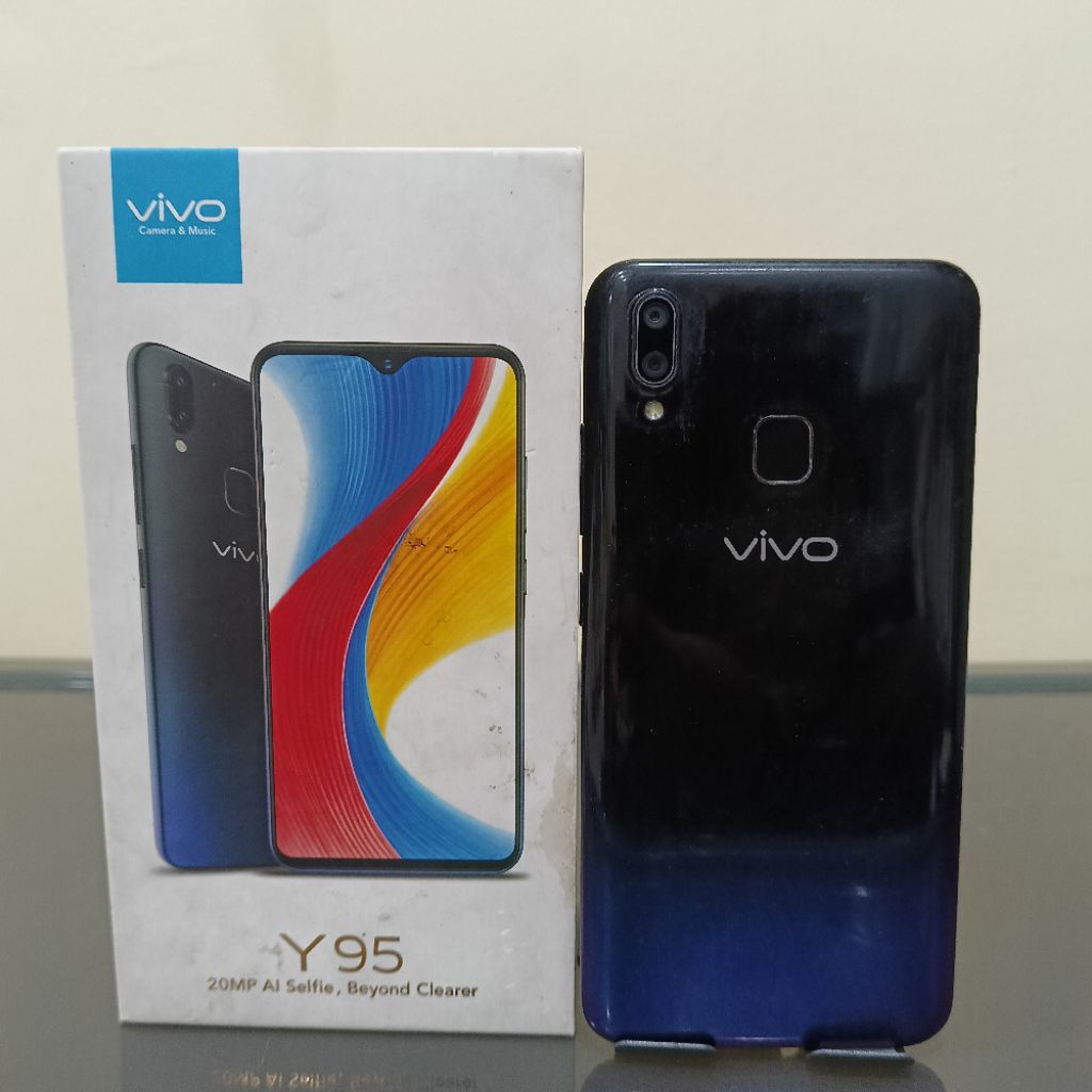 Handphone Vivo Y95 Ram 4 32GB
