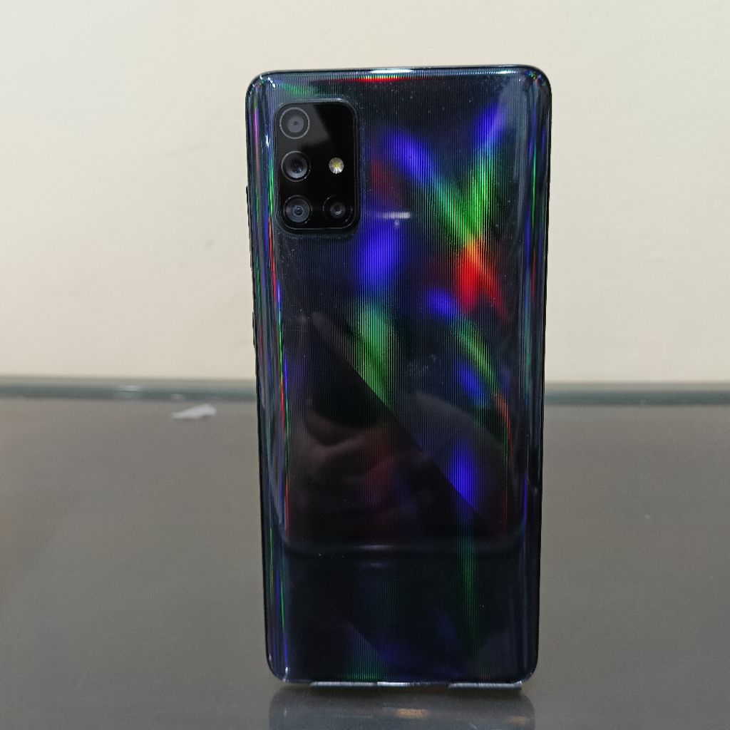 Handphone Samsung Galaxy A71 Ram 8 128GB (Batangan, Tanpa Charger)