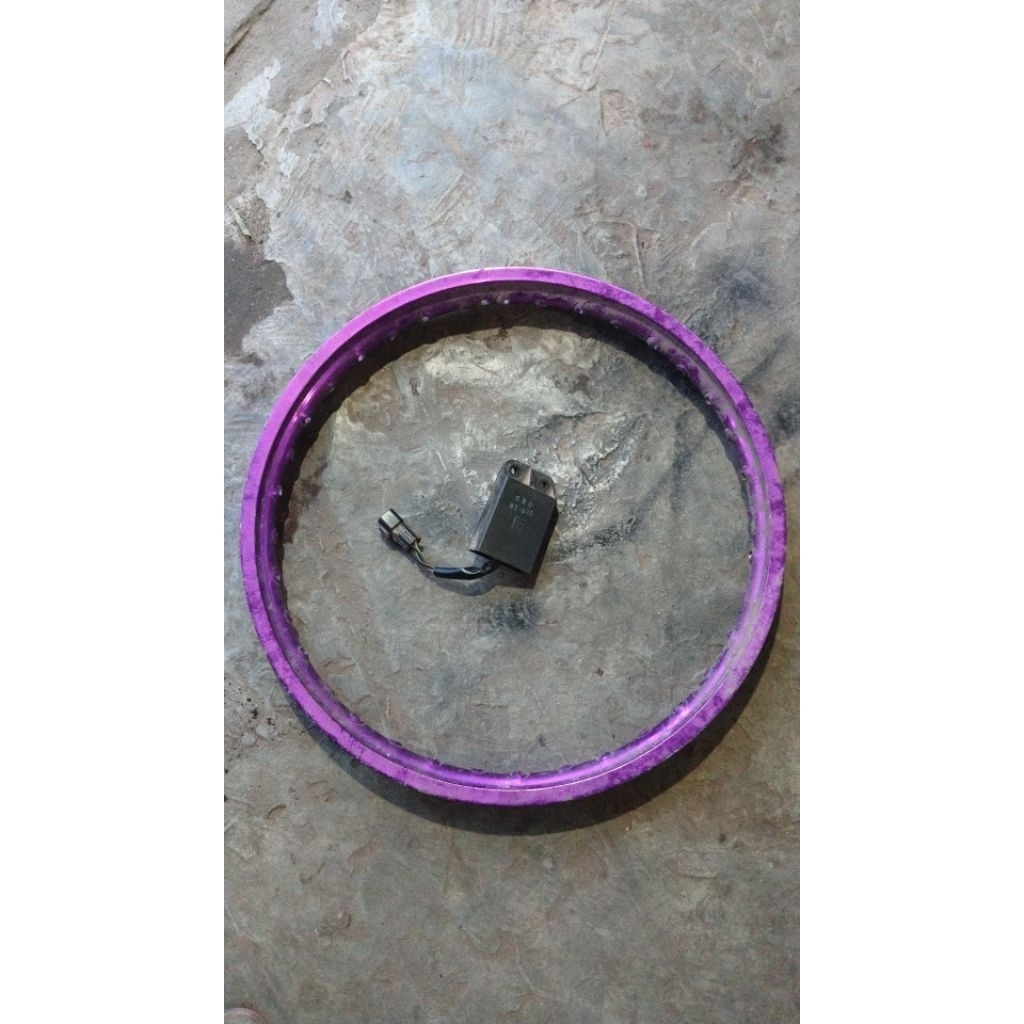 daun velek rossi ring 17 ukuran 140