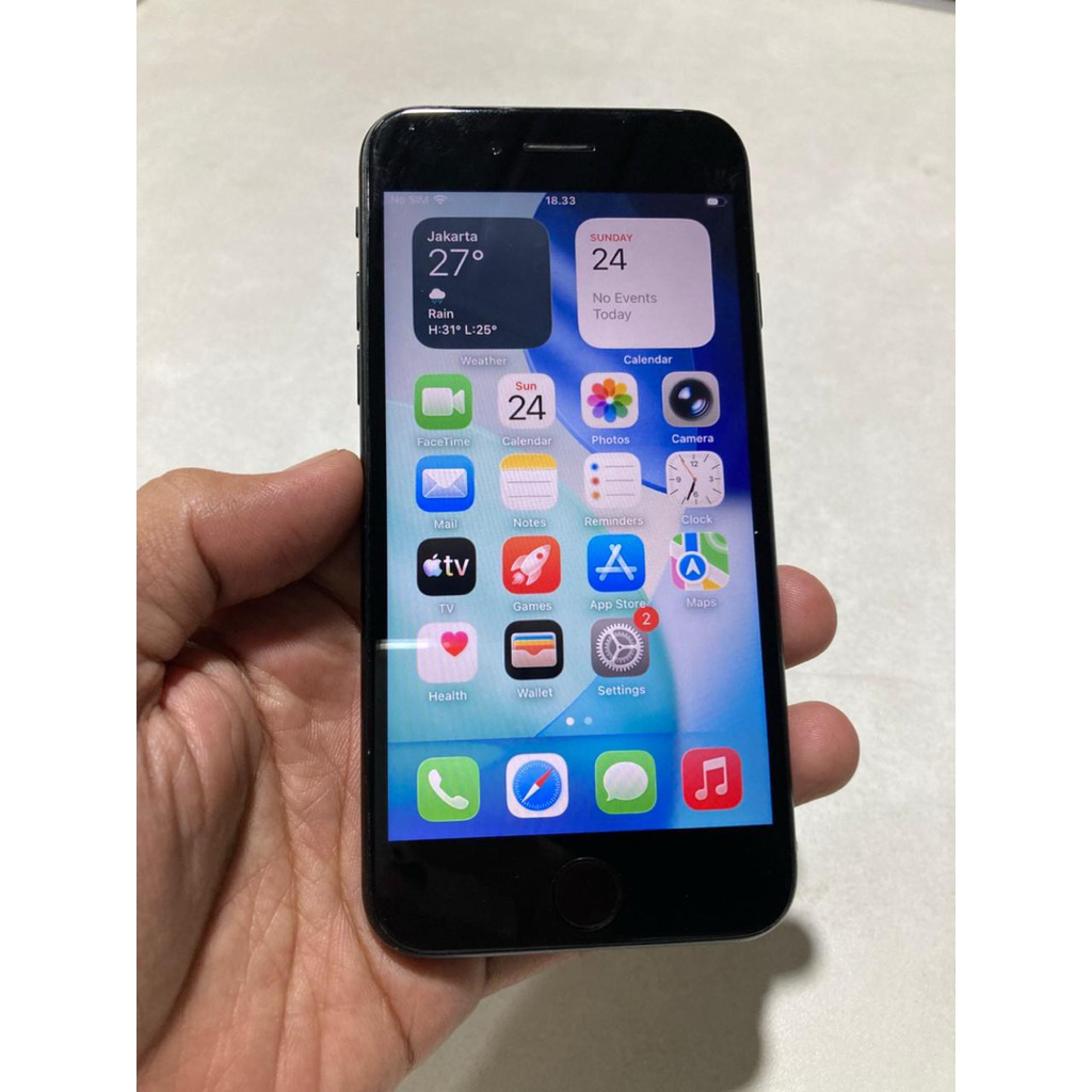 Jual aja iPhone SE 2020 Black 128 Bea Cukai - second
