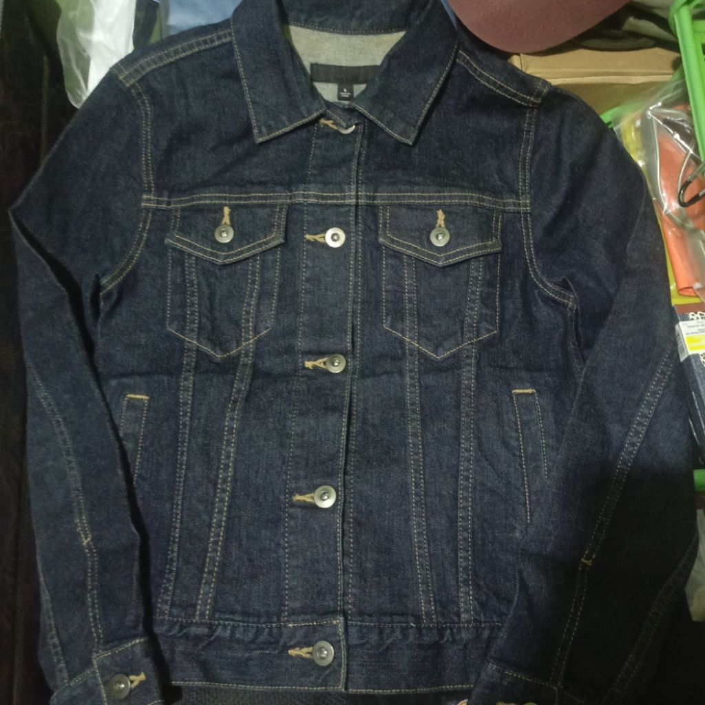 Uniqlo Trucker Jaket Denim
