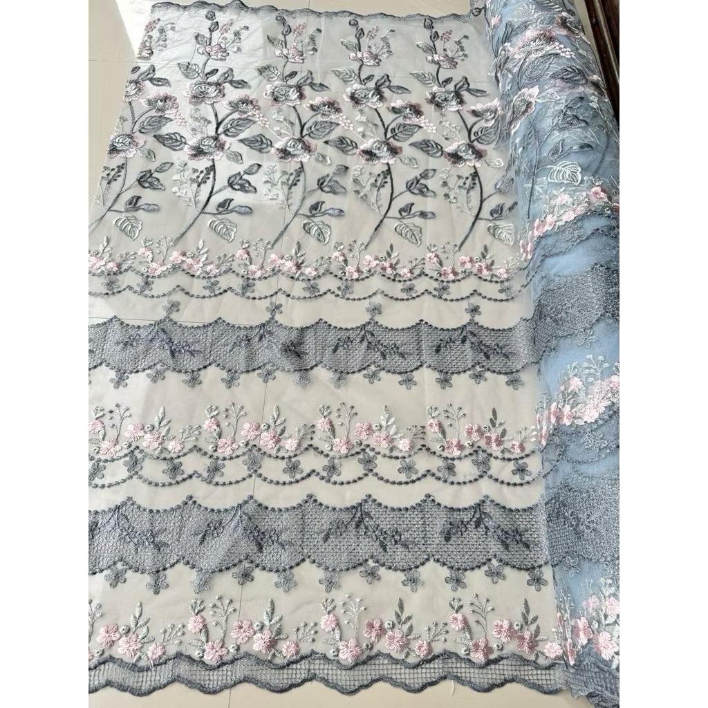 Tulle bordir multicolour motif bunga mawar renda