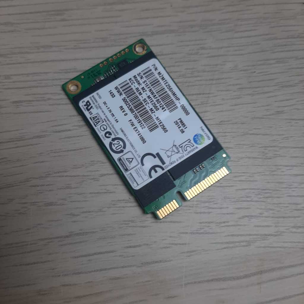 SSD MSATA SAMSUNG SSD MZMTE256HMHP 256 media penyimpanan 256GB laptop bekas