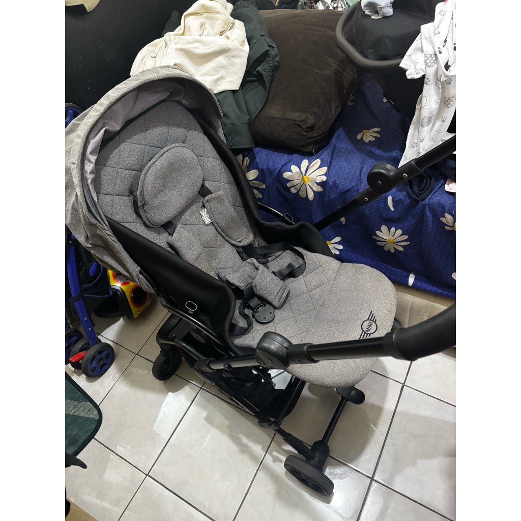 preloved stroller easywalker