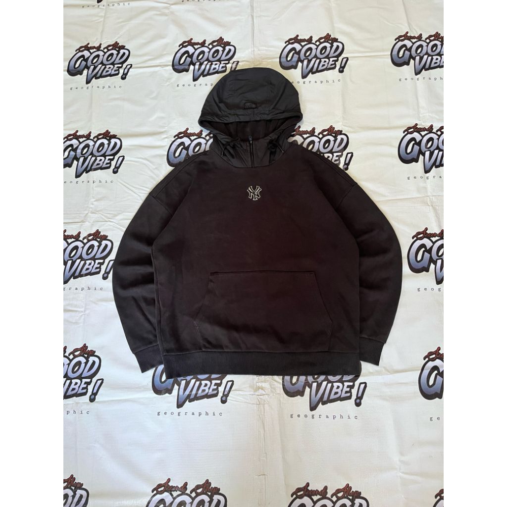 hoddie MLB NY center