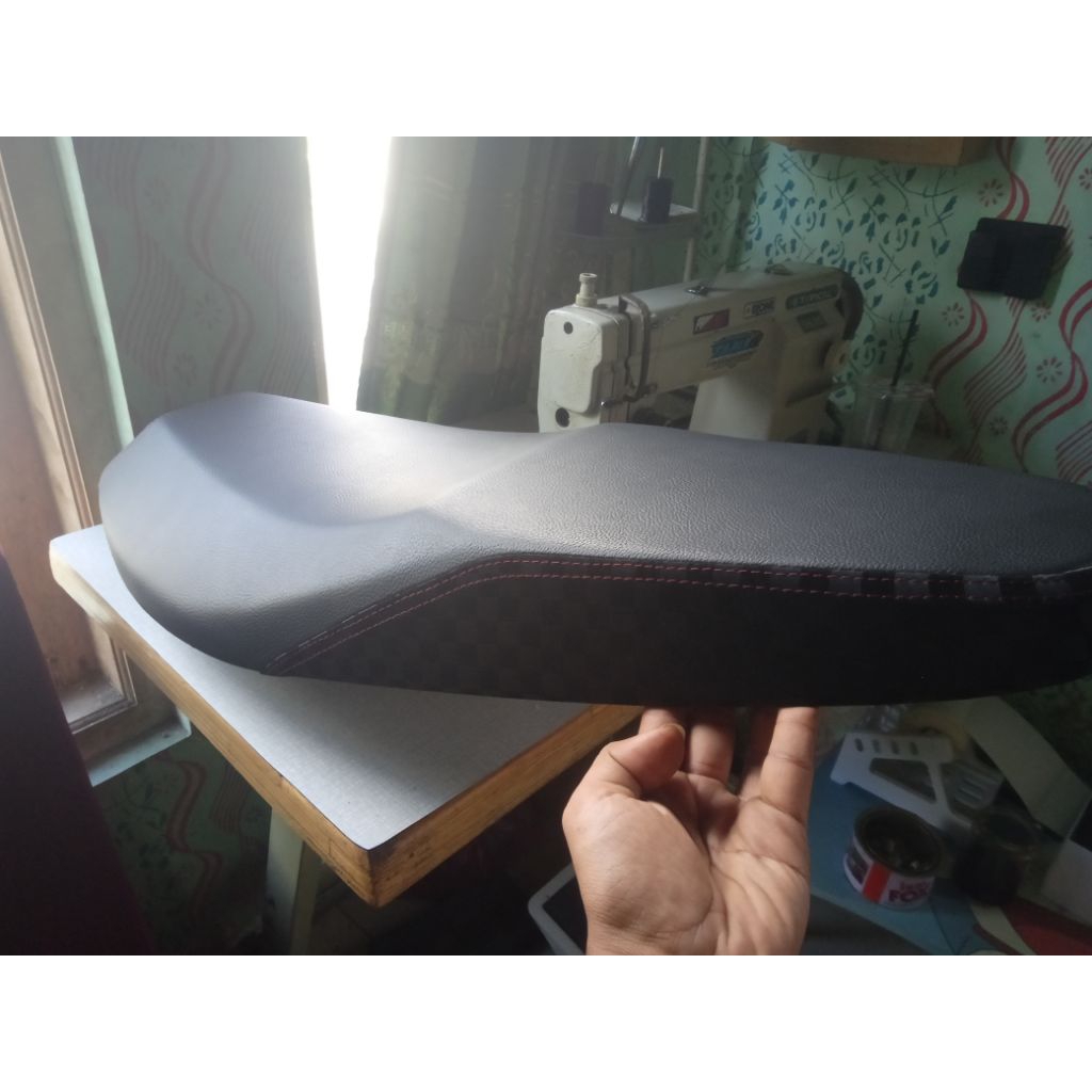 jok Vario karbu latex kombinasi catur