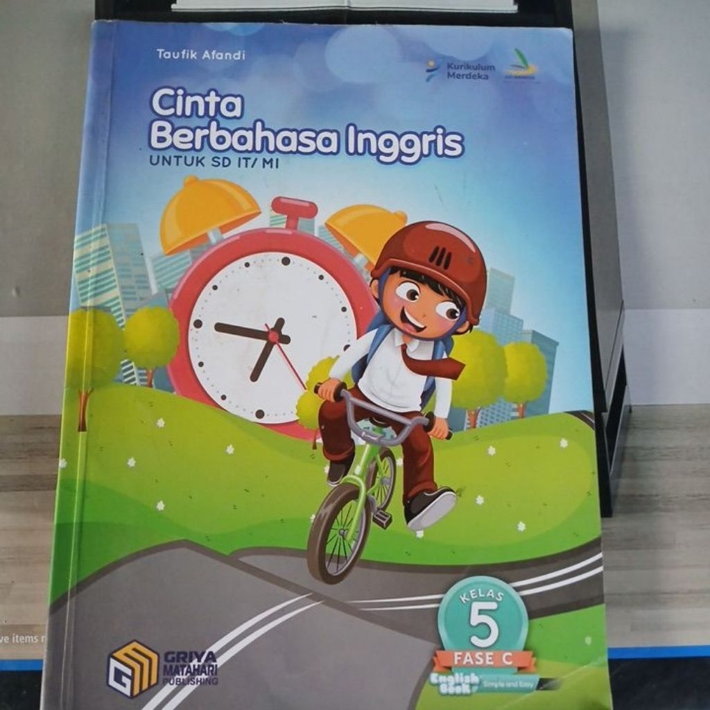 Buku Cinta Berbahasa Inggris Untuk SD IT/MI Kelas 5 Griya Matahari Publishing