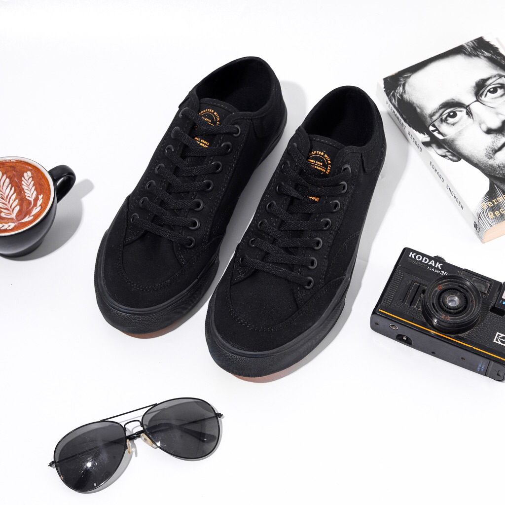 Lucky Star - Golf All Black | Sepatu Sekolah Hitam Sneakers Pria Wanita Unisex Casual Original
