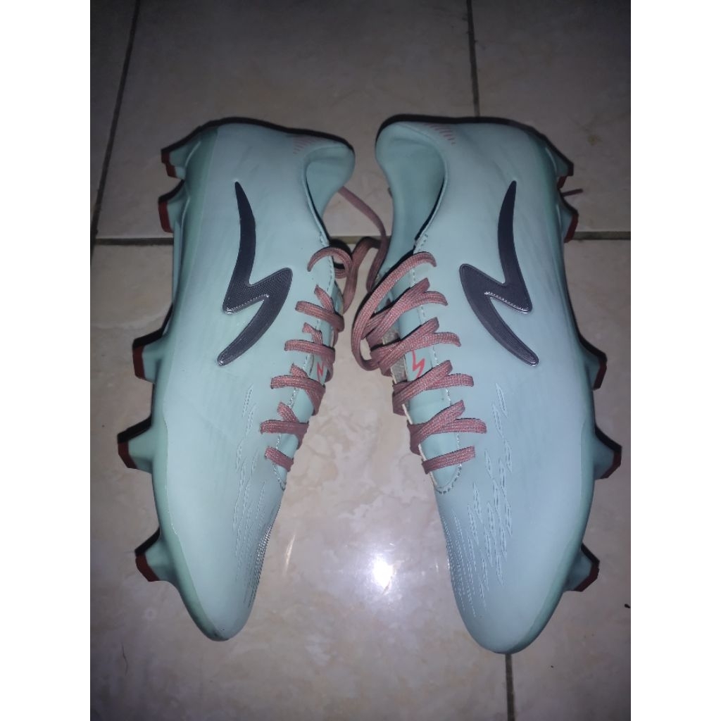 Sepatu Bola Specs Accelerator Illuzion pro FG second