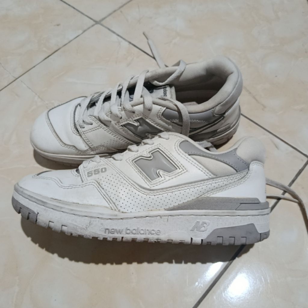 preloved sepatu new balance 550
