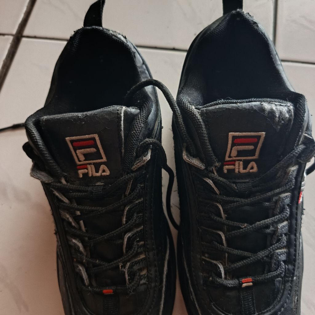 sepatu fila full black second