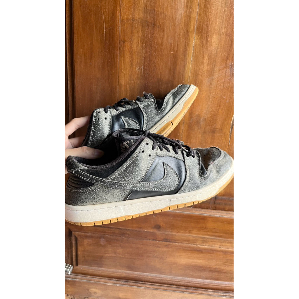pl sepatu nike  SB DUNK GREY BLACK GUM BNIB