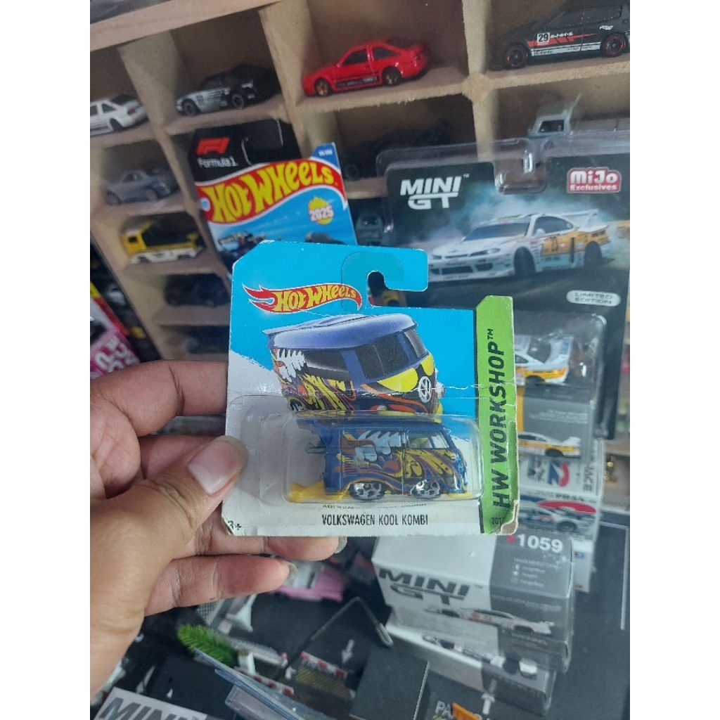 Hot Wheels VW Volkswagen Kool Kombi 2014