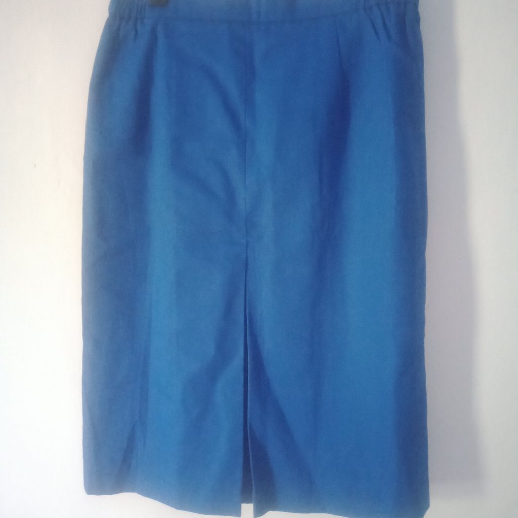 preloved rok pendek lipit biru elektrik