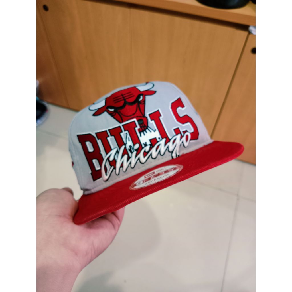 topi bulls new era original second