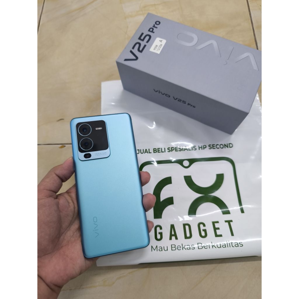 Vivo V25 Pro 12/256 Second Bekas Berkulitas Garansi Toko