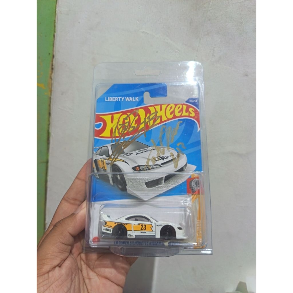 Hotwheels Nissan Silvia S15