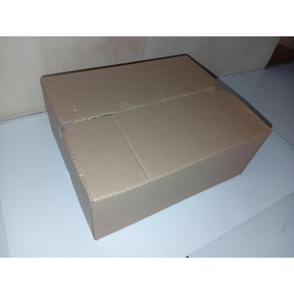 Kardus ukuran 25x20x10