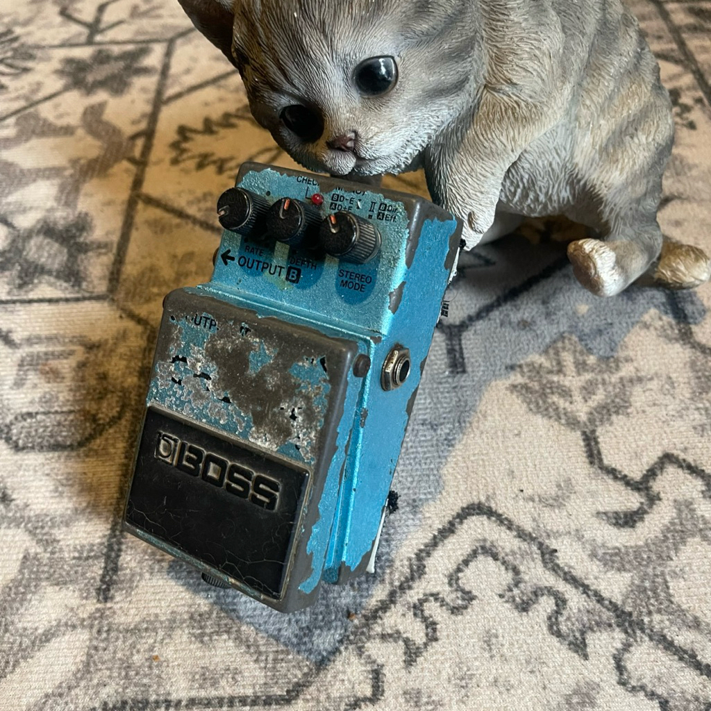 BOSS CE-3 CHORUS PEDAL EFEK GITAR BASS BEKAS