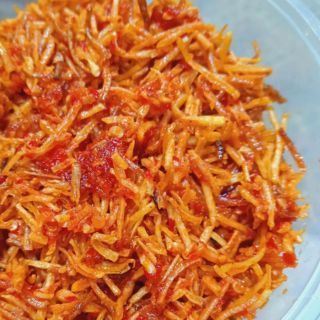 200gr Keripik Kentang Stik Super Renyah Kriukkk Pedas Manis/ Kentang Mustofa Pedas Manis Super Renya