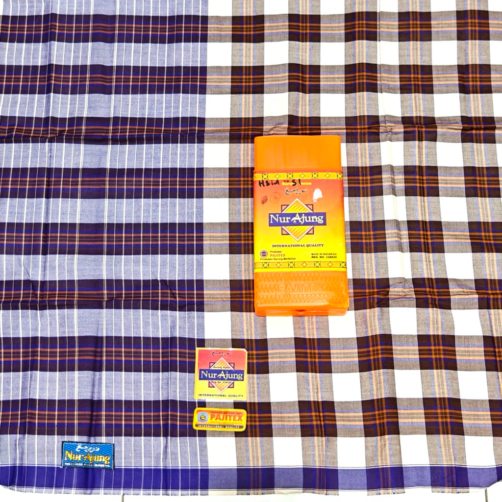 sarung nur ajung sarung jadul (bukan sarung preloved)