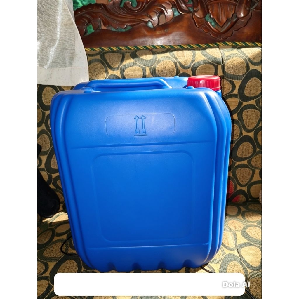 Jerigen Plastik 25 Liter Bekas Tebal Kuat Biru Kotak Siap Pakai