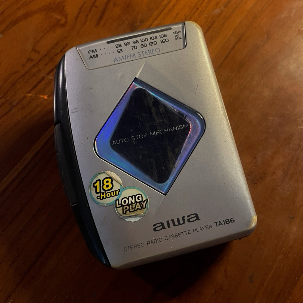 WALKMAN AIWA HS-TA186