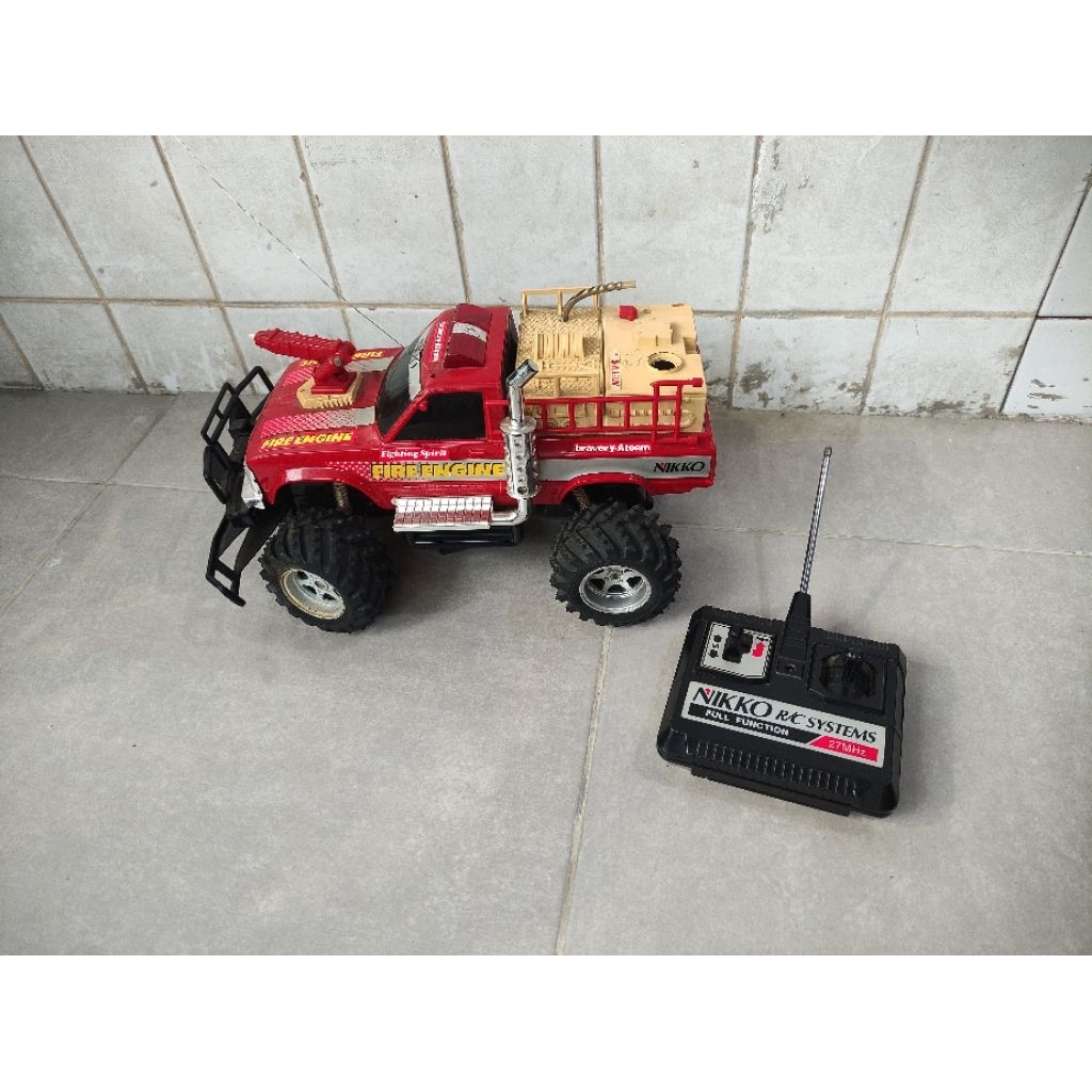 Mainan Vintage jadul Mobil remote control RC Nikko Fire engine pemadam kebakaran