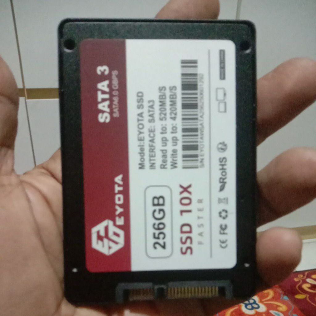 SSD internal kapasitas 256 GB SATA 3 pc computer