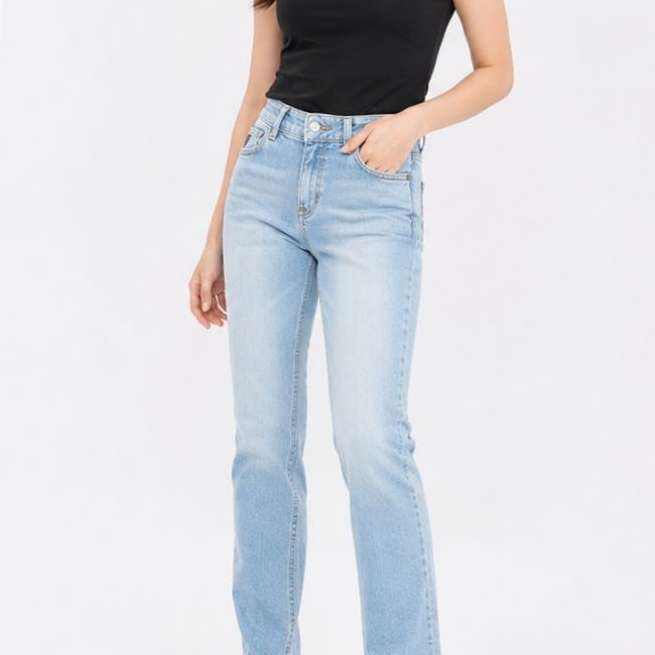 TIRA BLUE JEANS CELANA PANJANG sa 31 Preloved
