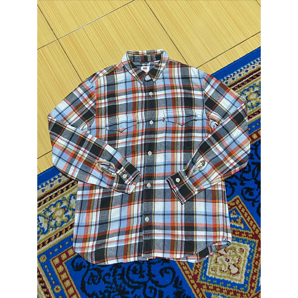 Kemeja Flanel Levis Kotak-Kotak - size S fit M