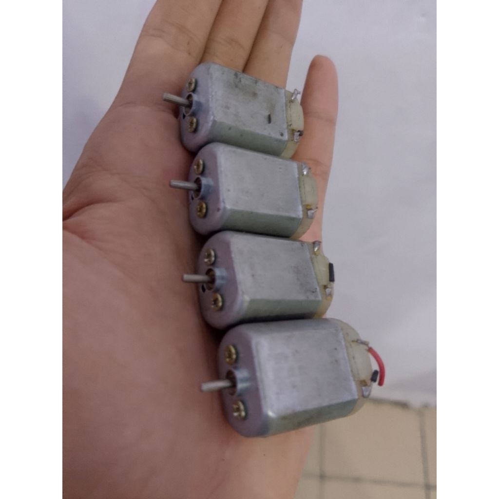 SESUAI FOTO DINAMO 5VOLT UKURAN BESAR
