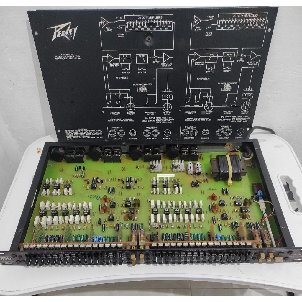 EQUALIZER PEAVEY EQ-215 SECOND ORIGINAL USA