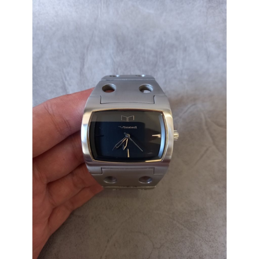 Jam Vestal Destroyer bukan Nixon Mulus