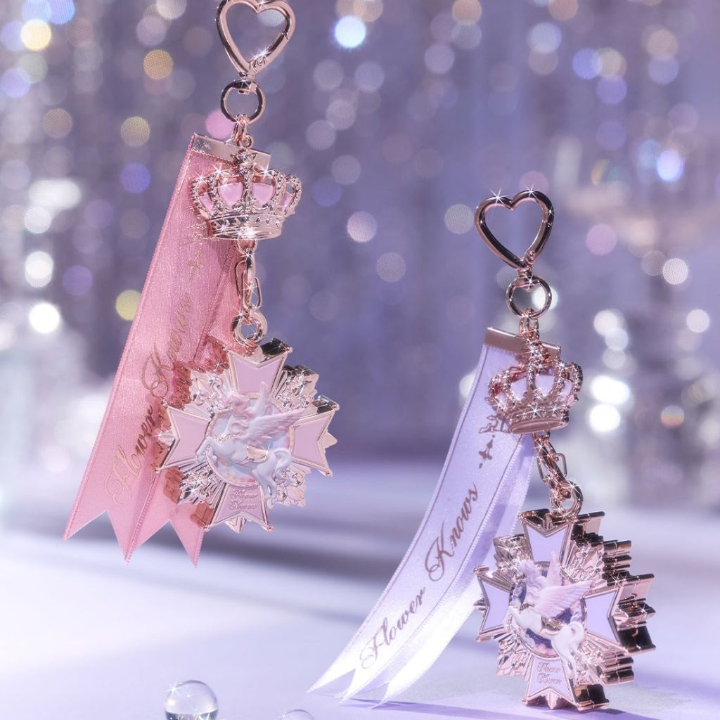 Flower Knows Knight Unicorn Series Mini Eyeshadow Palette & Charm