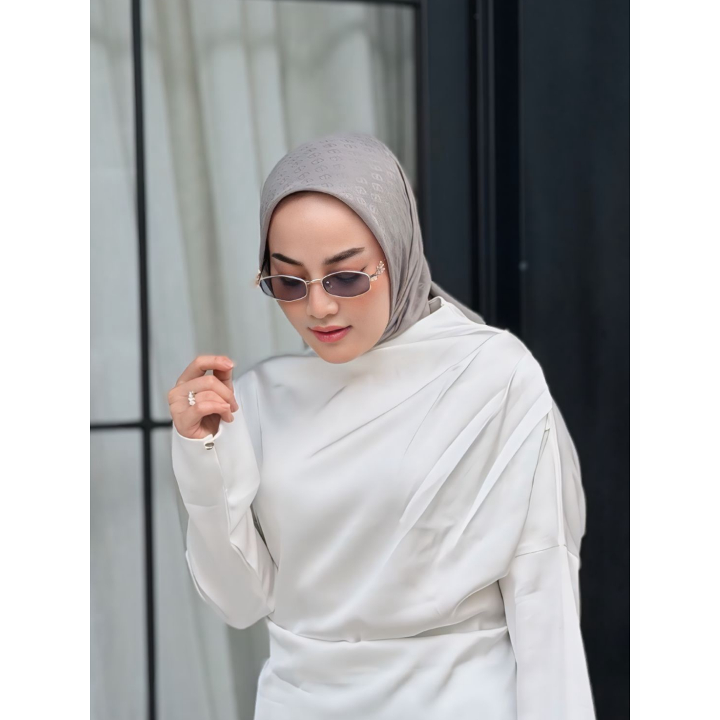 ZYTADELIA - Zinitial Jacquard Scraf Series - Basic Scarf - Hijab Segi Empat/Hijab Aire Voile/Hijab P