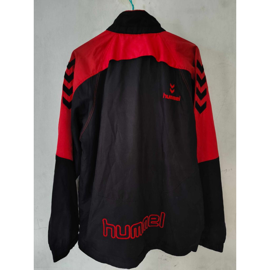 HUMMEL
