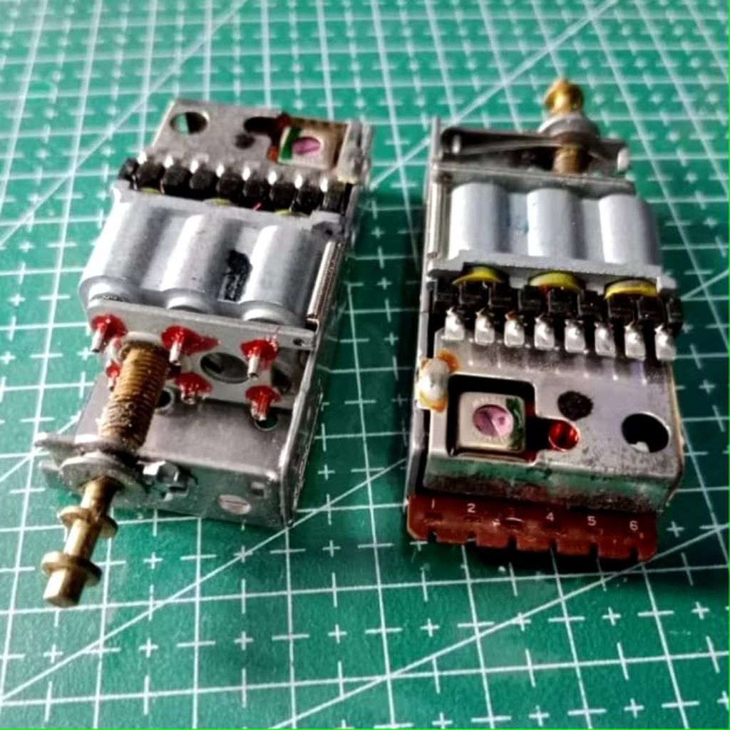 TUNER RADIO / TV ANALOG,MITSUMI TYPE 0073 VINTAGE