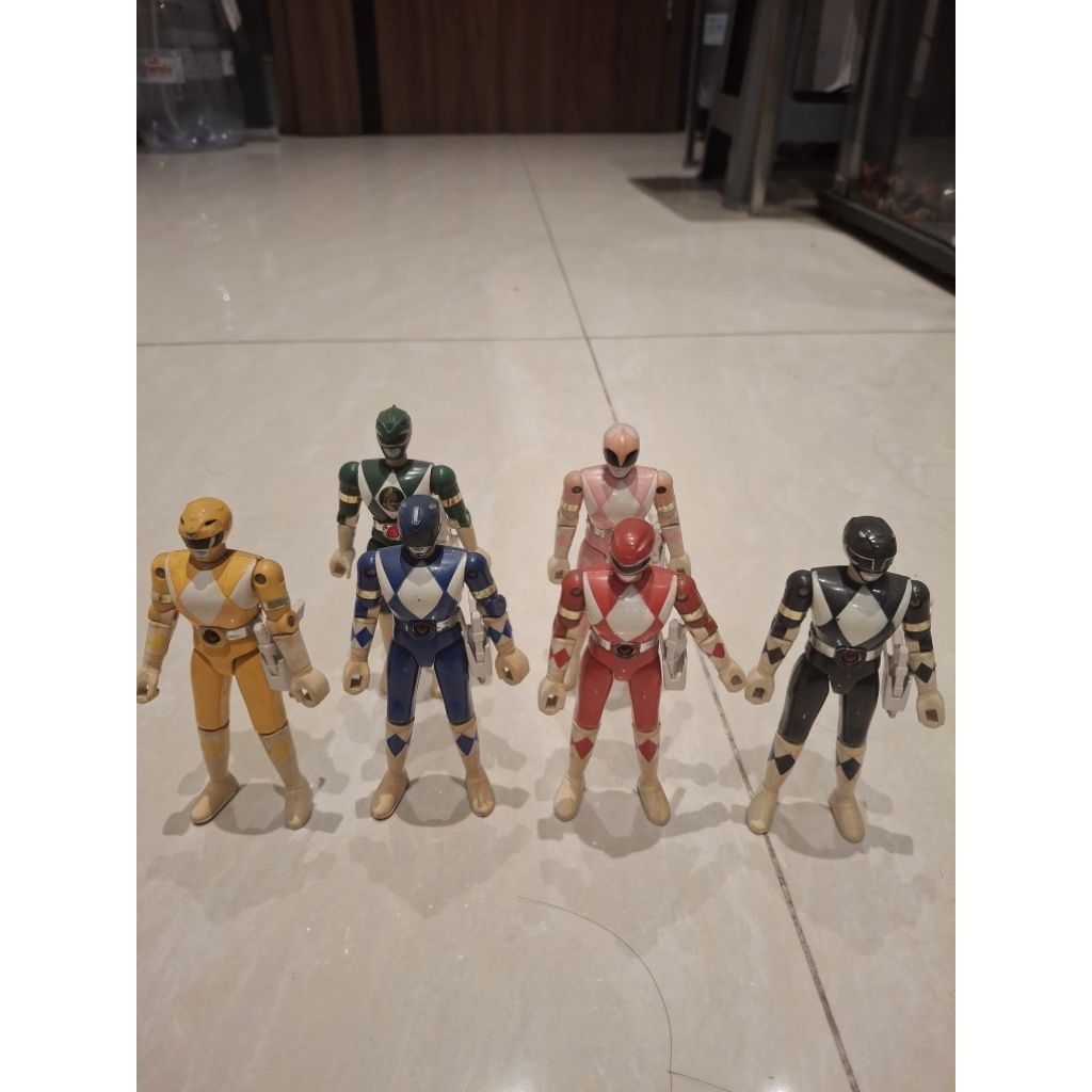 satu set figure sentai zyuranger power ranger japan ori