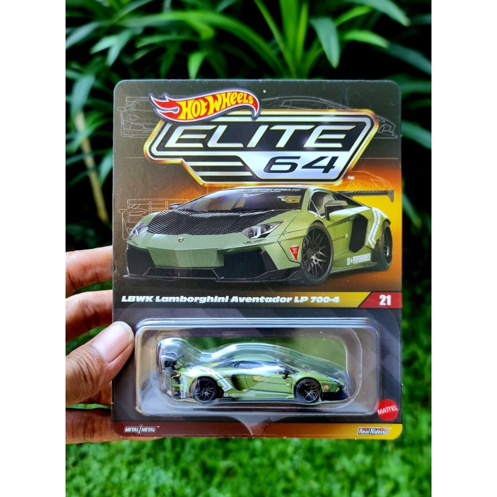 Hot Wheels LBWK Lamborghini Aventador