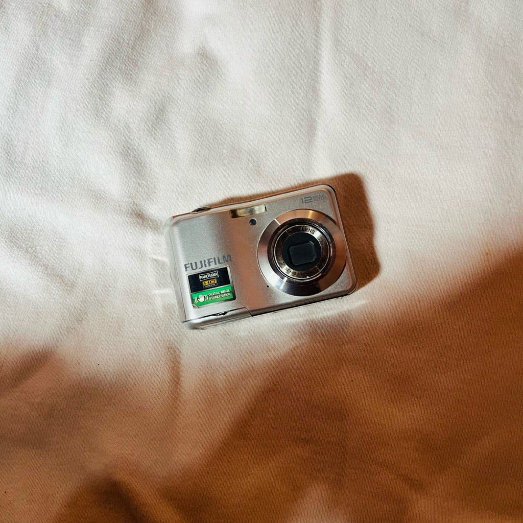 Kamera digital digicam Fujifilm Finepix AV110
